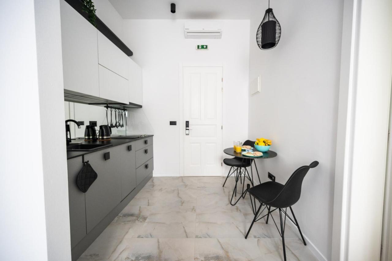 Old Town Design Apartments Sarajevo Bagian luar foto